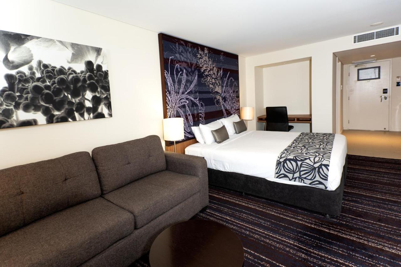 มันตรา แกล็ดสโตน Aparthotel แกลดสตัน ภายนอก รูปภาพ