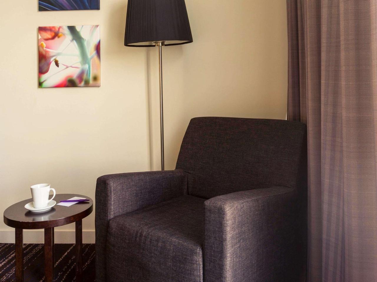 มันตรา แกล็ดสโตน Aparthotel แกลดสตัน ภายนอก รูปภาพ